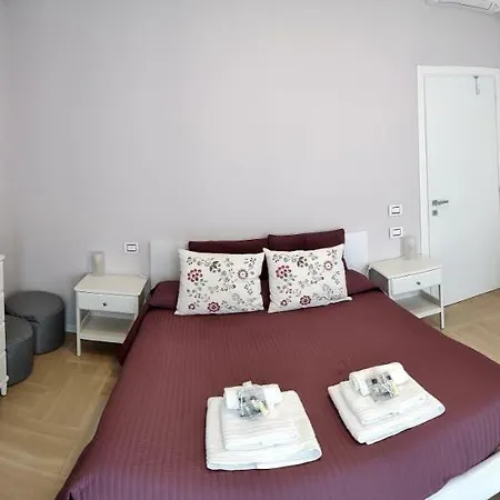 Couette-café Valverde 2*